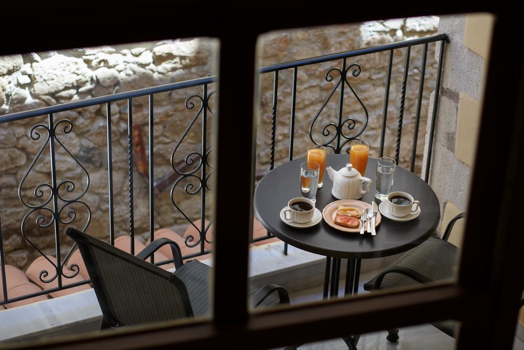 Loggia ηome